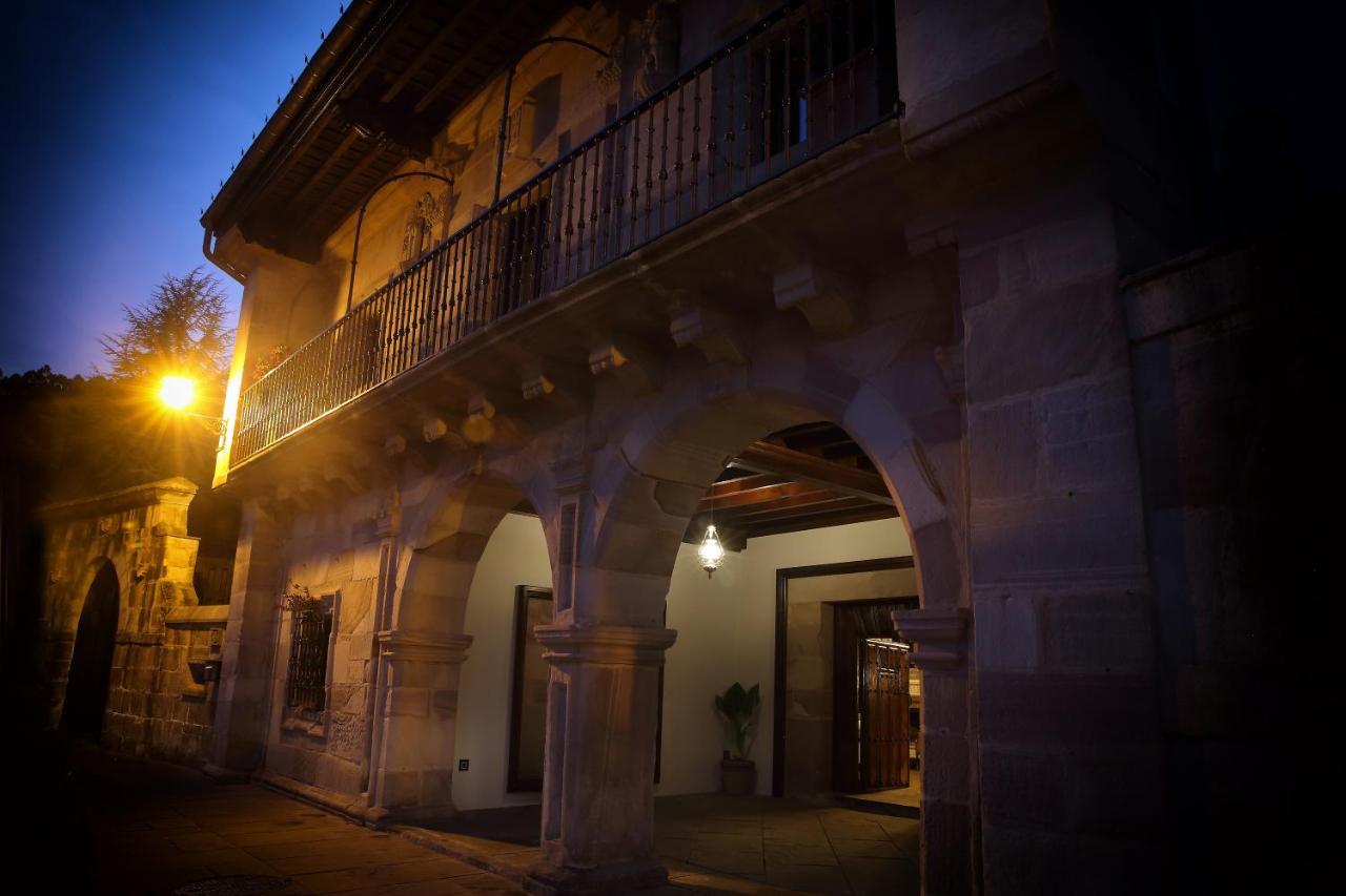 Hotel Casona De La Pinta à Ríocorvo Extérieur photo