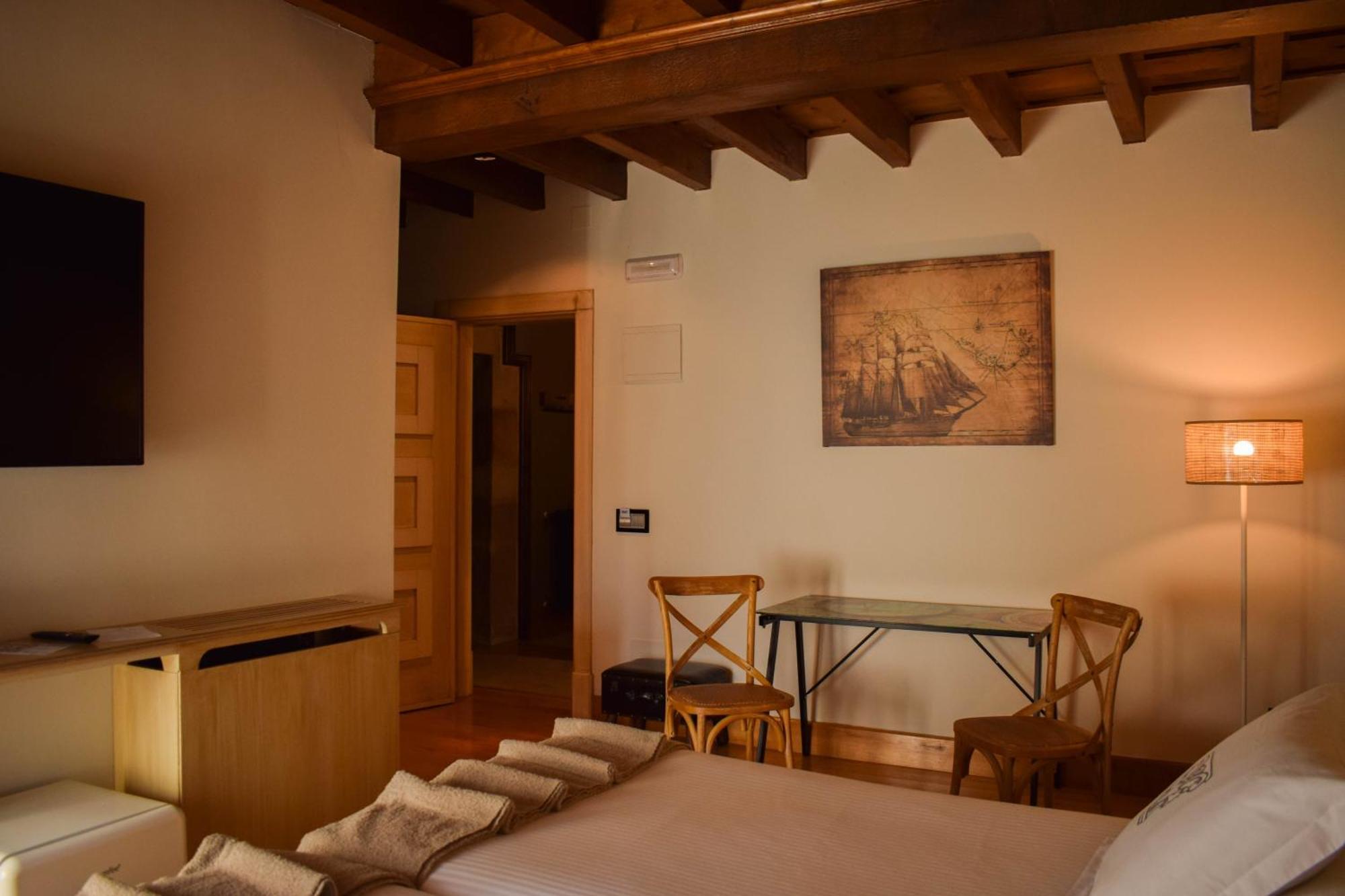 Hotel Casona De La Pinta à Ríocorvo Chambre photo