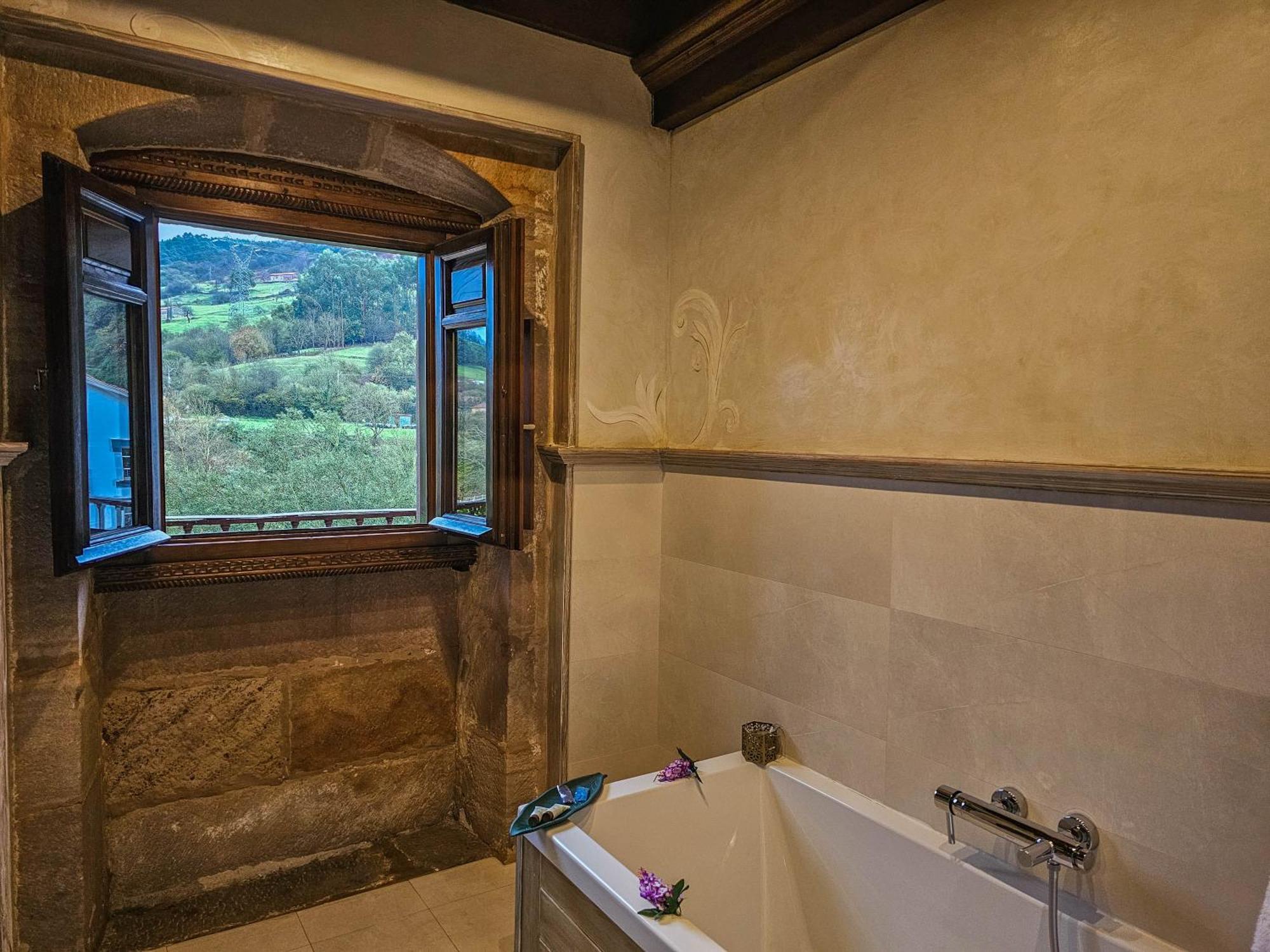 Hotel Casona De La Pinta à Ríocorvo Extérieur photo