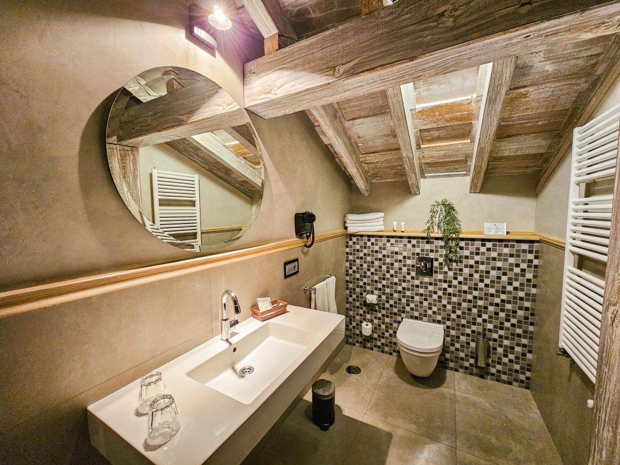 Hotel Casona De La Pinta à Ríocorvo Chambre photo