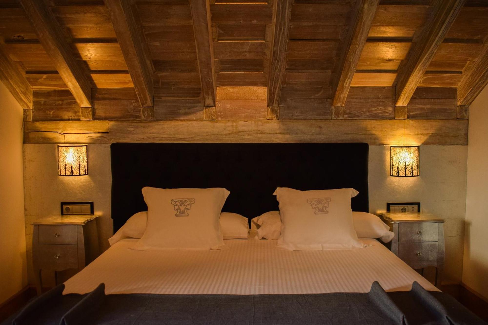 Hotel Casona De La Pinta à Ríocorvo Chambre photo