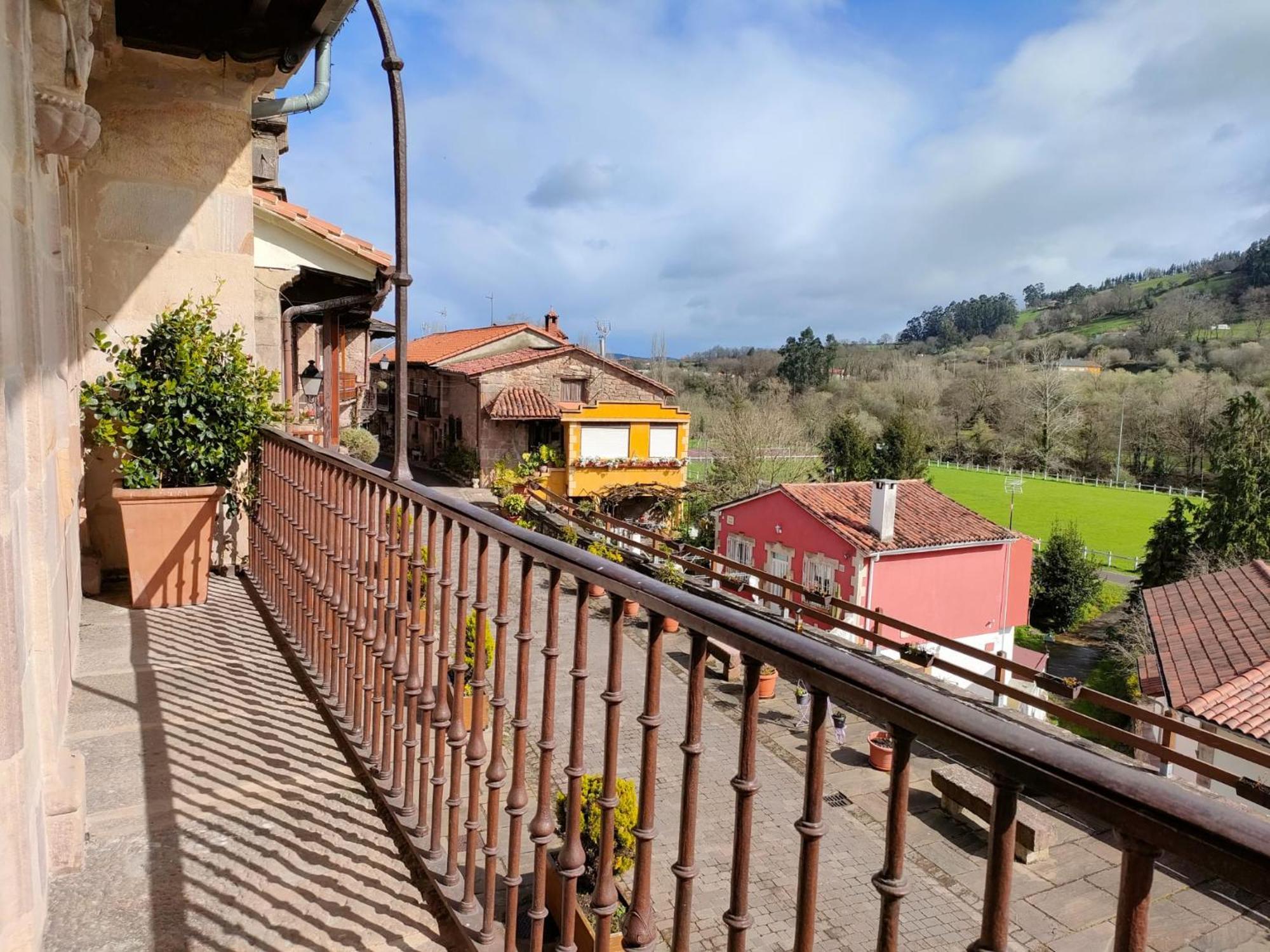 Hotel Casona De La Pinta à Ríocorvo Extérieur photo